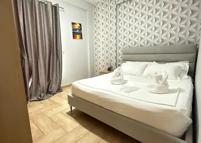 Snm -saranda Center Apartment *