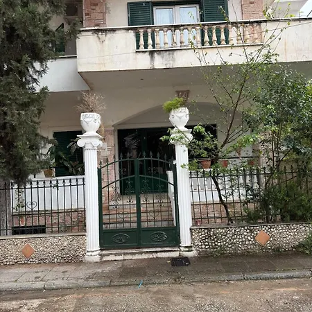 Snm -saranda Center *